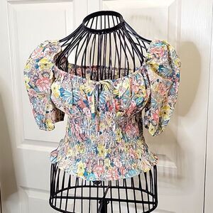 HEARTLOOM Floral Puffy Sleeved Crop Top Size XS